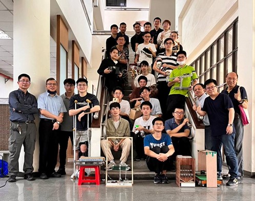 學生使出渾身解數發揮創意