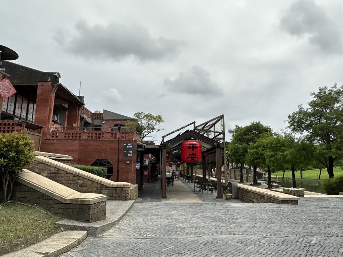 宜蘭傳統藝術中心「職人村