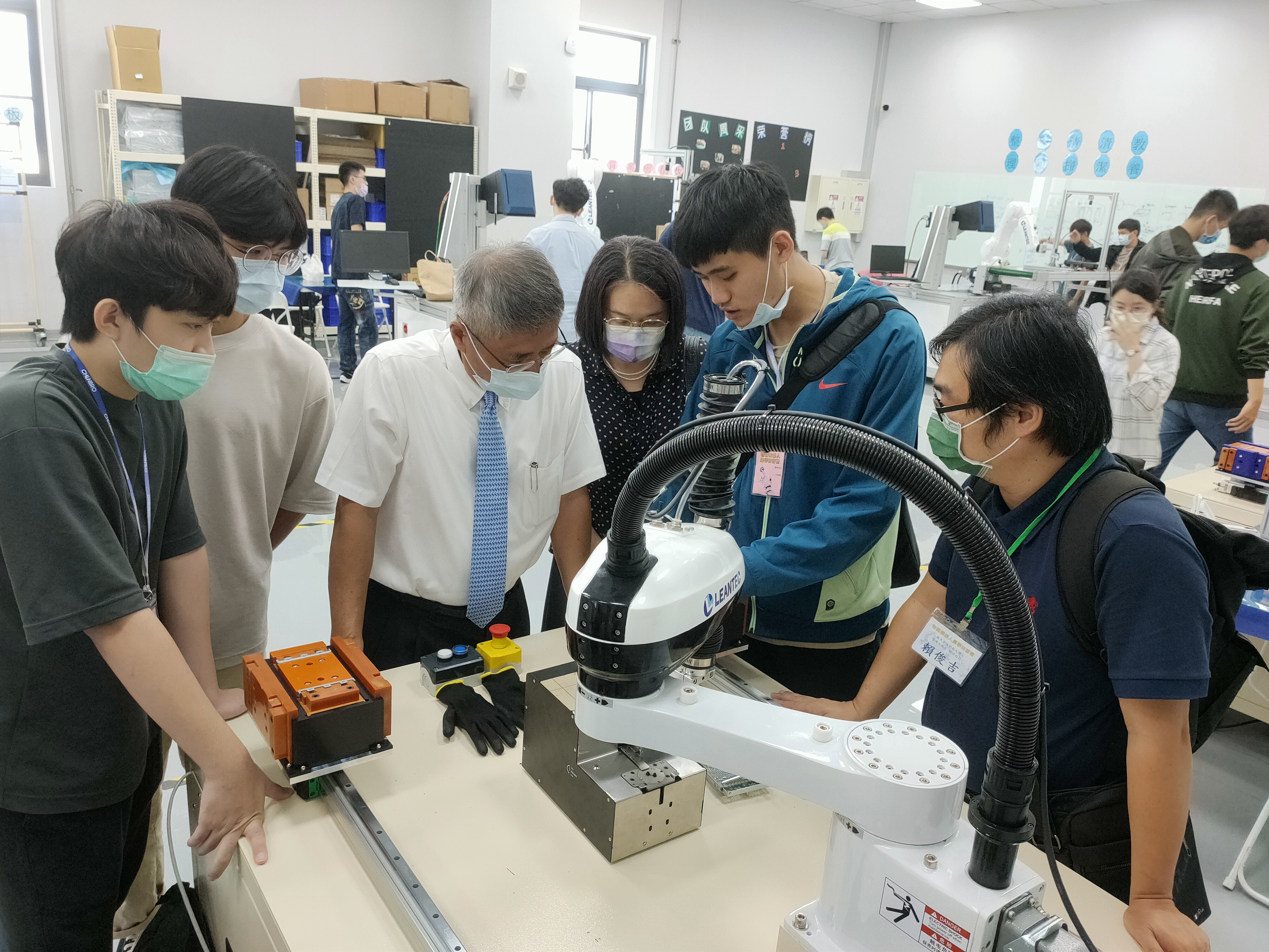 研習營過程競爭激烈